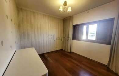 Imagem 11: Casa à Venda no Condomínio Terras do Caribe em Valinhos, no bairro Santa...