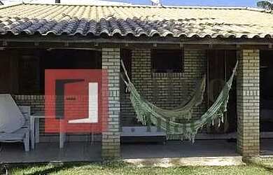 Imagem: A casa possui 2 Dormitórios, 1 Banheiro, 1 Vaga na garagem