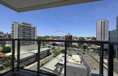 Imagem: O apartamento possui 1 Dormitório, 1 Banheiro, 1 Vaga na garagem