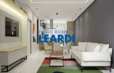 Imagem: A casa possui 2 Dormitórios, 3 Banheiros, 2 Vagas na garagem