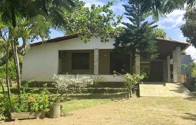 Imagem: A casa à venda possui 3 Dormitórios, 3 Banheiros, 4 Vagas