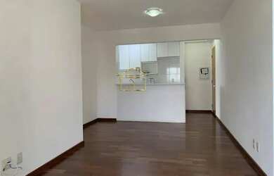 Imagem: O apartamento possui 2 Dormitórios, 2 Banheiros, 2 Vagas na