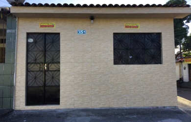 Imagem: A casa possui 2 Dormitórios, 1 Banheiro e está localizado