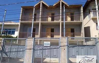 Imagem: A casa possui 3 Dormitórios, 3 Banheiros, 1 Vaga na garagem