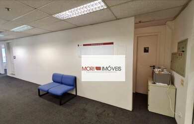 Imagem: O depósito possui 2 Vagas na garagem, 120m² de Área, Imóvel