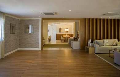 Imagem: O apartamento possui 2 Dormitórios, 1 Banheiro, 1 Vaga na garagem