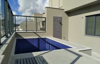 Imagem: O apartamento na cobertura possui 4 Dormitórios, 3 Banheiros