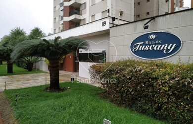 Imagem: O apartamento possui 3 Dormitórios, 1 Banheiro, 2 Vagas na