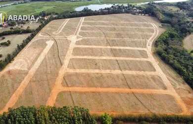 Imagem: O terreno possui 200m² de Área e está localizado em Saltinho