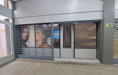 Imagem: O depósito possui 97m² de Área, Imóvel novo e está localizado