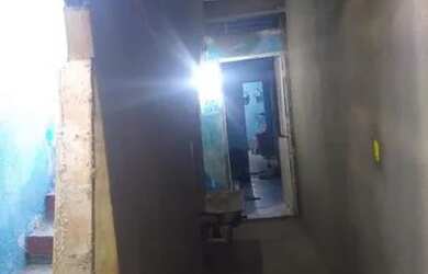 Imagem: A casa possui 1 Dormitório, 1 Banheiro e está localizado