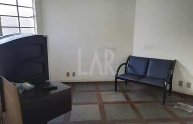 Imagem: A casa possui 5 Dormitórios, 5 Banheiros, 179m² de Área e