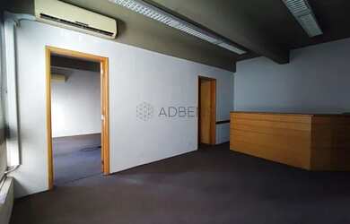 Imagem: O depósito possui 185m² de Área e está localizado em Bairro