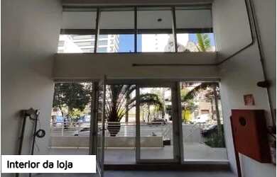 Imagem: O depósito possui 1 Vaga na garagem e 135m² de Área e está