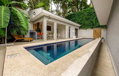 Imagem: A casa possui 5 Dormitórios, 5 Banheiros, 340m² de Área e