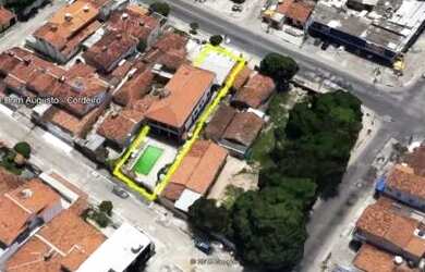 Imagem 3: Casa grande no Cordeiro. Piscina, 5 Vagas na garageme5 Dormitórios