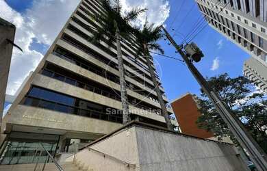 Imagem: O apartamento possui 4 Dormitórios, 2 Banheiros, 3 Vagas na