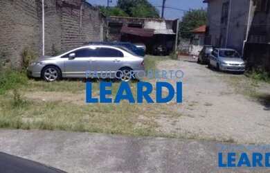 Imagem: O terreno possui 1.145m² de Área e está localizado em Lapa