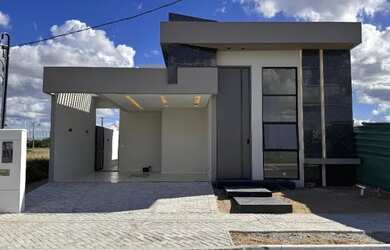 Imagem: A casa em condomínio possui 3 Dormitórios, 3 Banheiros, 2