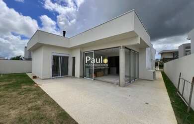 Imagem: A casa em condomínio possui 3 Dormitórios, 5 Banheiros, 4