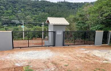 Imagem: O terreno possui 500m² de Área e está localizado em Jardim