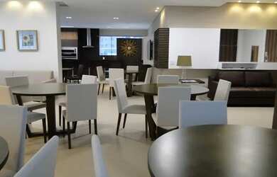 Imagem: O apartamento possui 3 Dormitórios, 4 Banheiros, 3 Vagas na