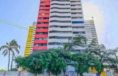 Imagem: O apartamento possui 2 Dormitórios, 2 Banheiros, 2 Vagas na