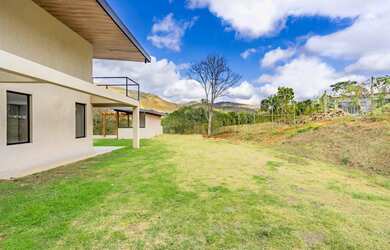 Imagem 15: Casa com 3 quartos em Secretário, Petrópolis