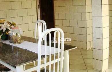 Imagem 4: Sobrado/terreno à venda com ponto comercial, aptos e outro estilo kitnet,...