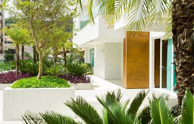 Imagem 3: Apartamento mobiliado com 2 suítes e vista panorâmica no Soprano Hall...