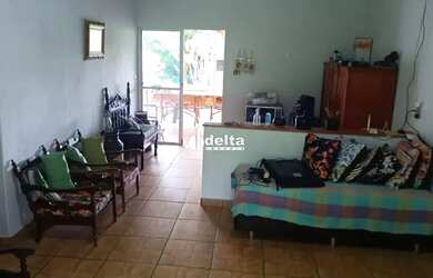 Imagem 6: Rancho com 4 suítes disponível para venda na Área Rural de Uberlândia-MG