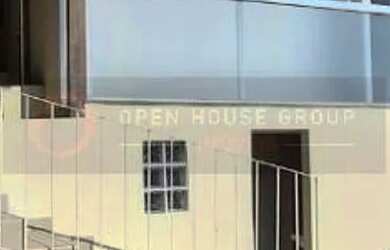 Imagem: A casa possui 3 Dormitórios, 1 Banheiro, 1 Vaga na garagem