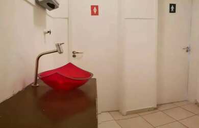 Imagem 6: Conjunto Comercial à venda na Sé com 70m² 2 banheiros