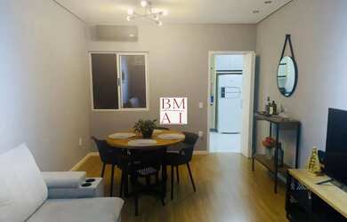 Imagem: O apartamento possui 2 Dormitórios, 1 Banheiro, 1 Vaga na garagem