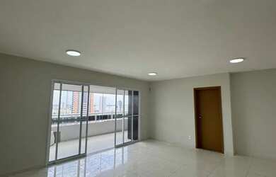 Imagem: O apartamento possui 3 Dormitórios, 5 Banheiros, 2 Vagas na