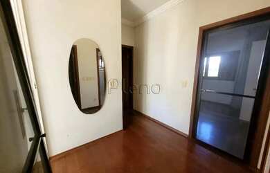 Imagem 7: Casa à Venda no Condomínio Terras do Caribe em Valinhos, no bairro Santa...