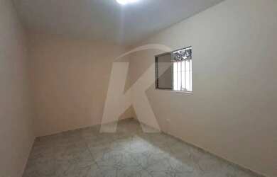 Imagem: A casa possui 1 Dormitório, 1 Banheiro, 45m² de Área e está