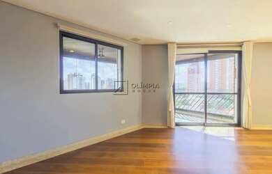 Imagem: O apartamento possui 4 Dormitórios, 4 Banheiros, 3 Vagas na