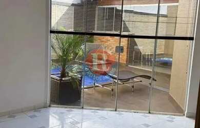 Imagem: A casa possui 3 Dormitórios, 3 Banheiros, 3 Vagas na garagem