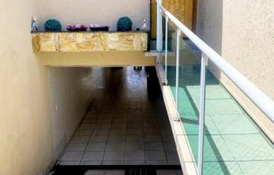 Imagem 2: Sobrado na Penha. Churrasqueira, Varanda, 125m² de Áreae5 Vagas na garagem