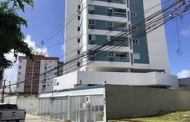 Imagem: O apartamento possui 3 Dormitórios, 2 Banheiros, 1 Vaga na