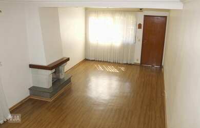 Imagem: A casa em condomínio possui 3 Dormitórios, 3 Banheiros, 3