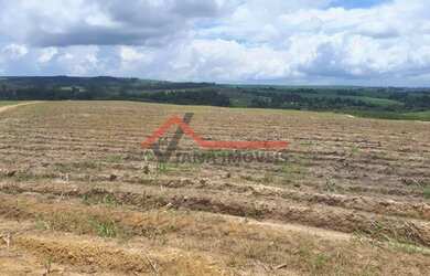 Imagem 3: Mombuca - Sítio - Mombuca