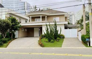 Imagem 1: Casa para venda por R$ 6.000.000,00 em Alphaville, Barueri-SP