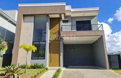 Imagem: A casa em condomínio possui 5 Dormitórios, 5 Banheiros, 4