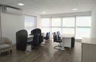 Imagem: O depósito possui 1 Vaga na garagem, 42m² de Área, Imóvel