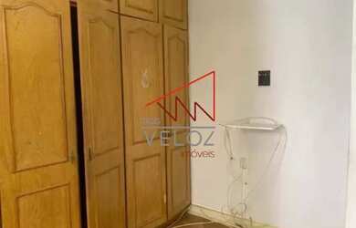 Imagem: O apartamento possui 1 Dormitório, 1 Banheiro, 32m² de Área