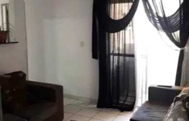 Imagem: A casa possui 2 Dormitórios, 1 Banheiro, 1 Vaga na garagem