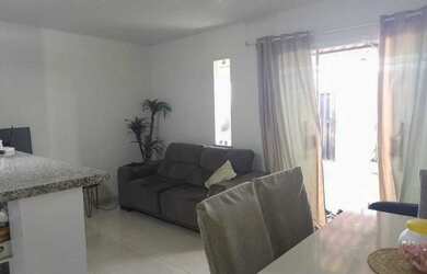 Imagem 3: Casa na Aruana 60180. Piscina, 200m² de Área, 1 Vaga na garageme4 Dormitórios