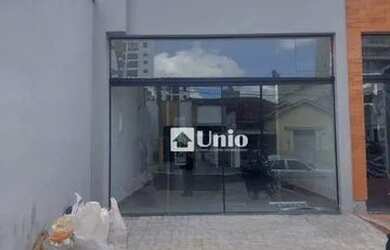 Imagem: O depósito possui 2 Vagas na garagem, 160m² de Área e está